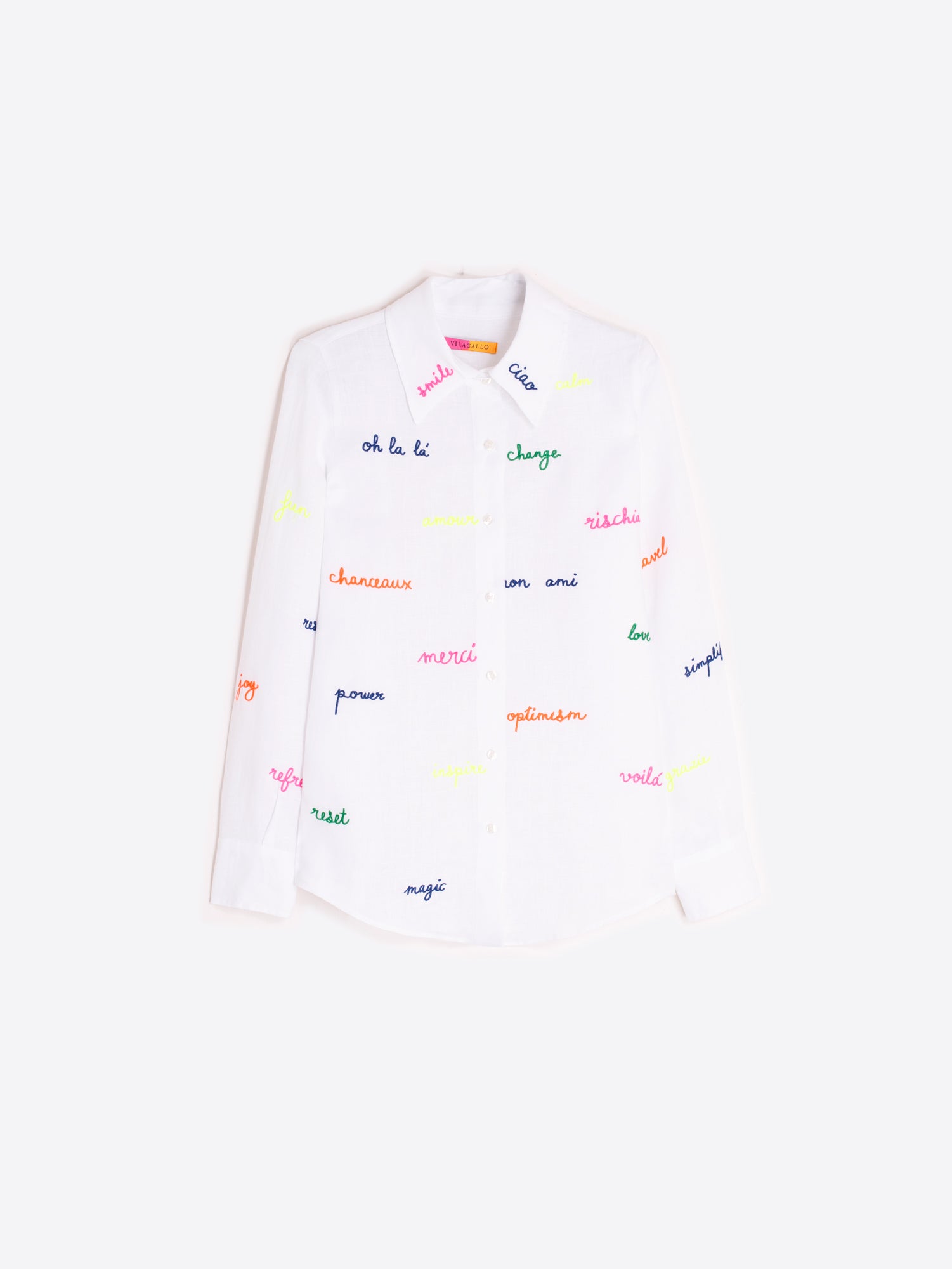 CAMISA BLANCA PALABRAS BORDADAS
