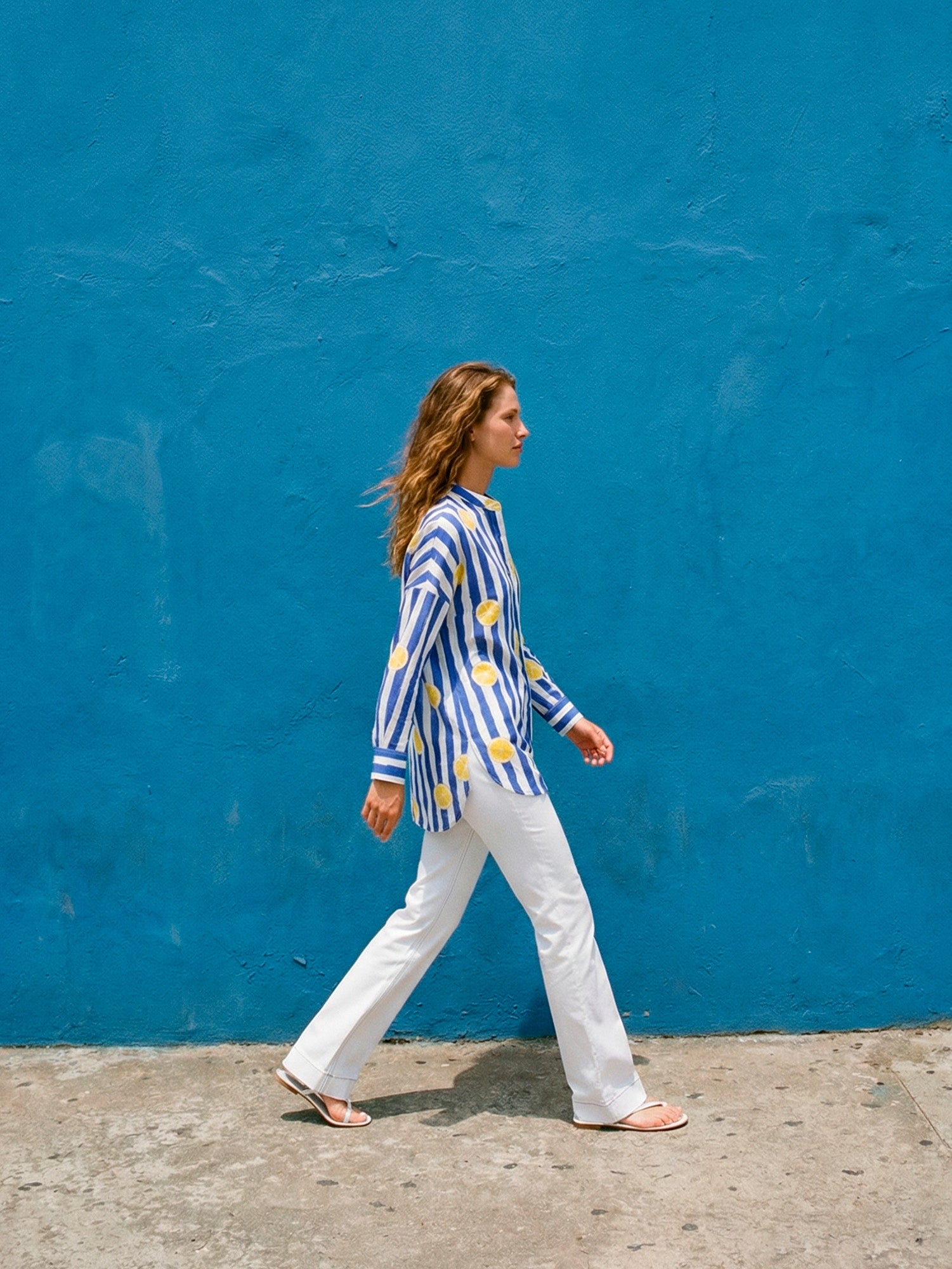 CAMISA RAYAS AZULES ESTAMPADO LIMONES