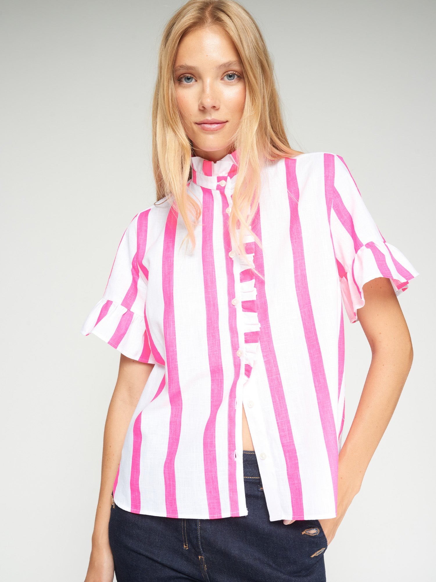 CAMISA RAYAS ROSA VOLANTE FRONTAL