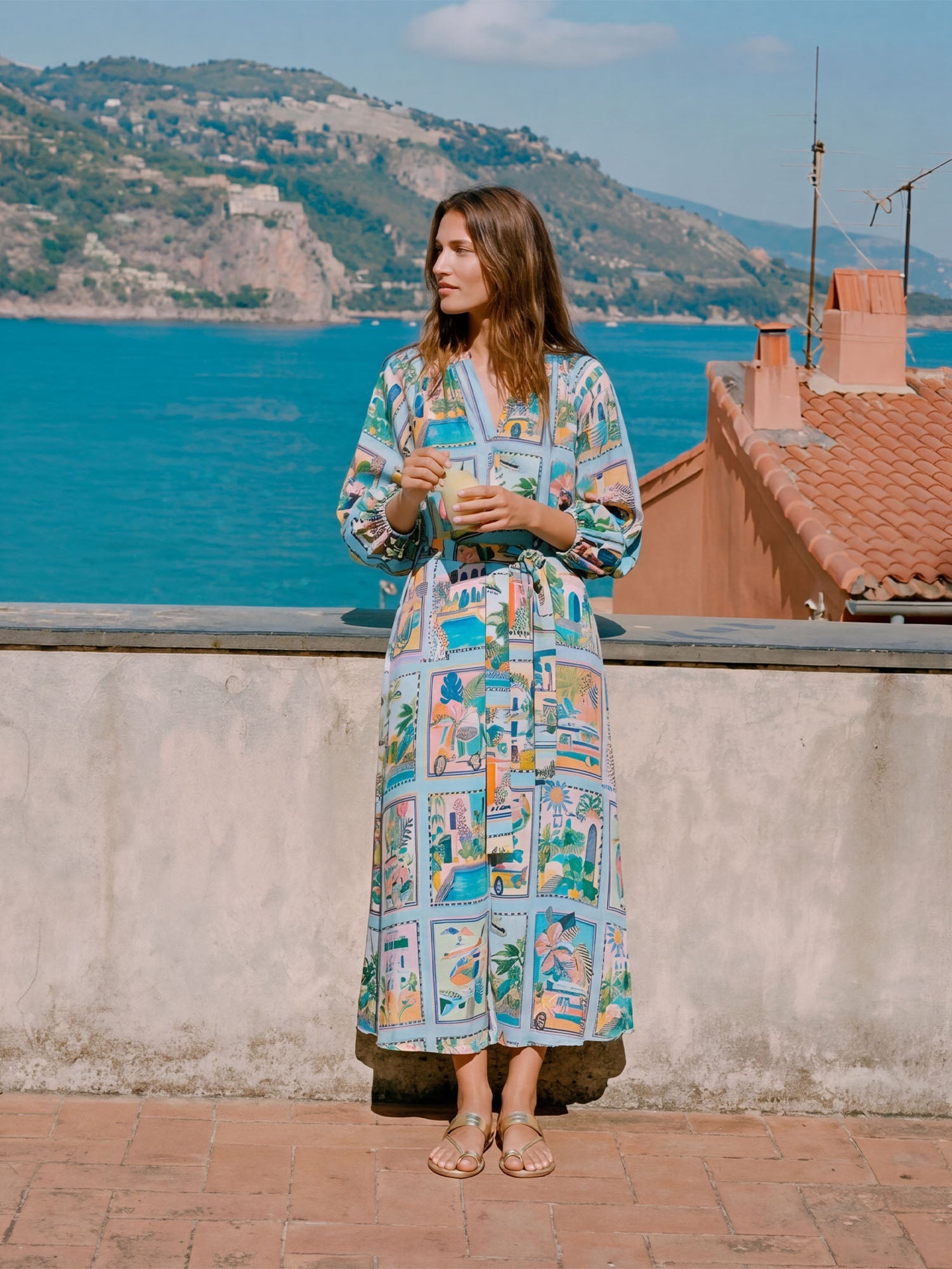 VESTIDO ESTAMPADO ESCENAS TROPICALES TURQUESA