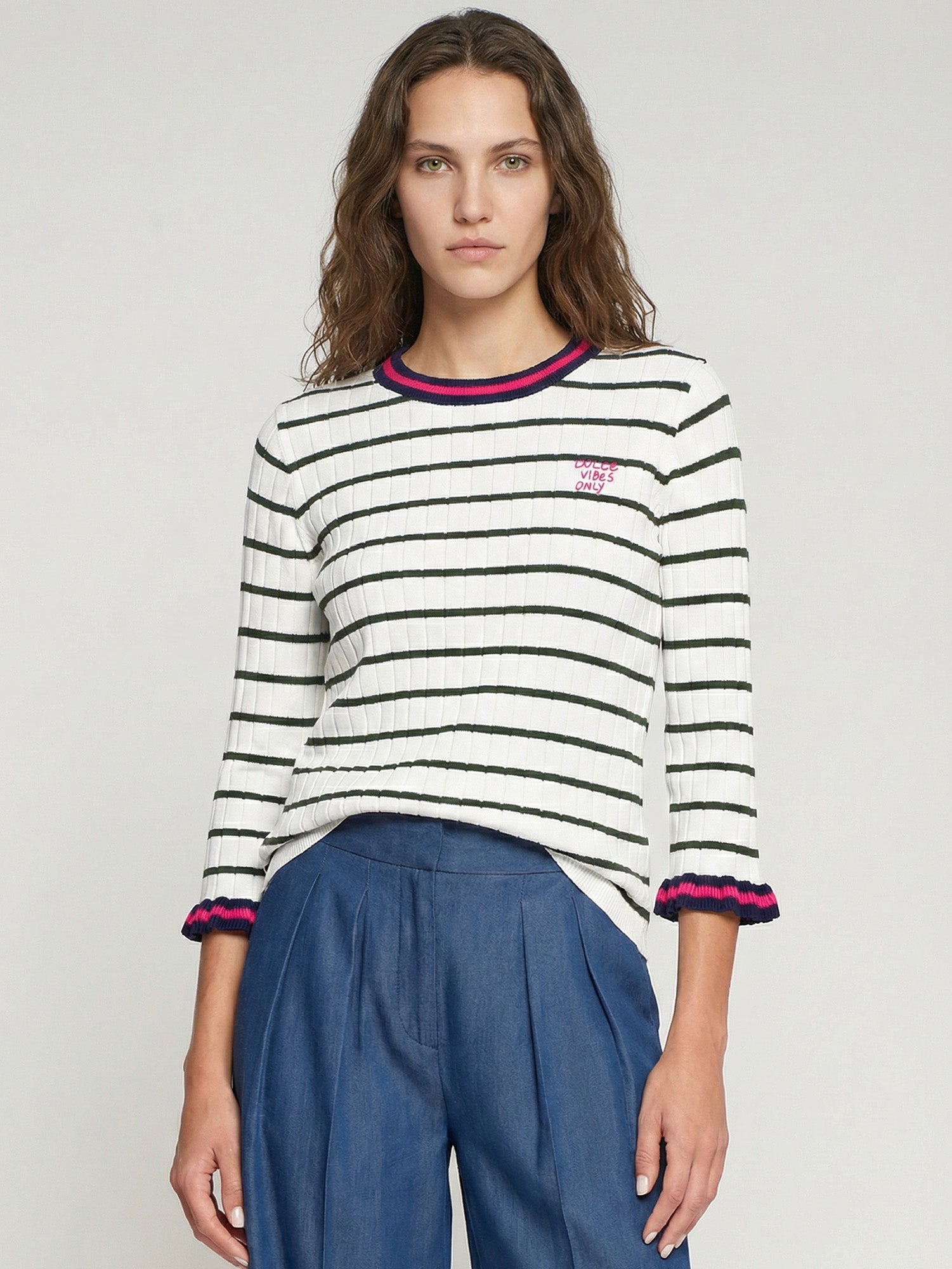 TOP RAYAS BLANCO Y NEGRO DOLCE VIBES